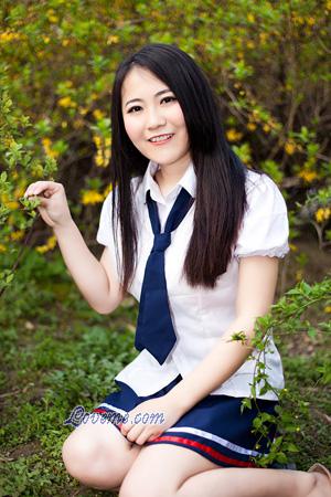 155167 - Huihui Age: 32 - China