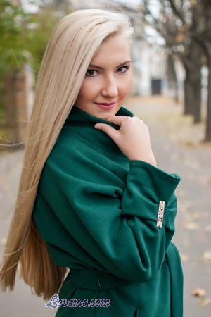 160980 - Alena Age: 23 - Ukraine