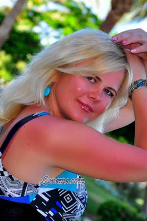 174993 - Yuliia Age: 37 - Ukraine