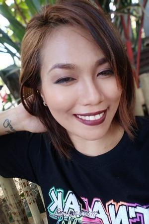 Philippines women