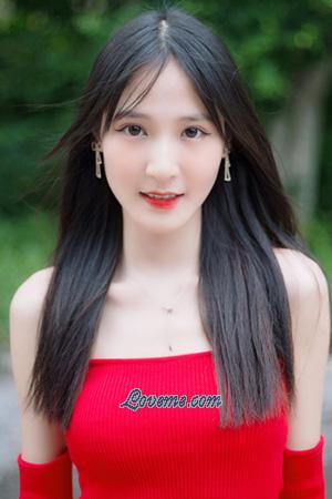 197579 - Xiaowen Age: 23 - China