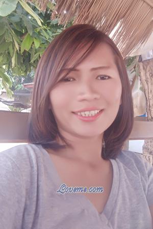 199283 - Naowarart (Nao) Age: 40 - Thailand