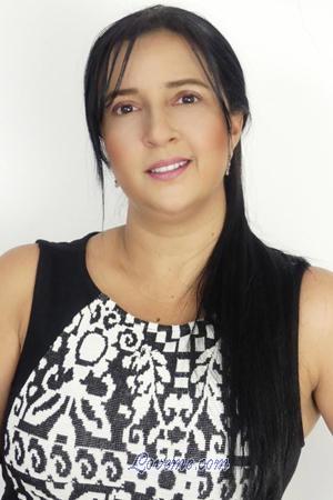 202982 - Nidia Age: 44 - Colombia