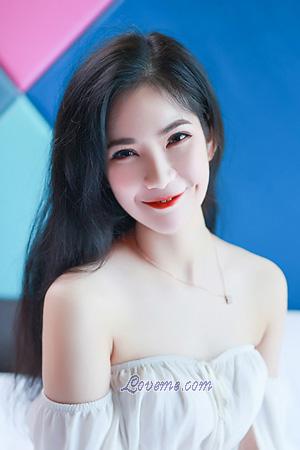 207548 - Mengying Age: 27 - China