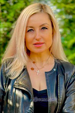 215007 - Lesya Age: 42 - Ukraine