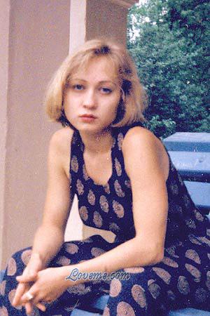 57645 - Evgeniya Age: 35 - Russia