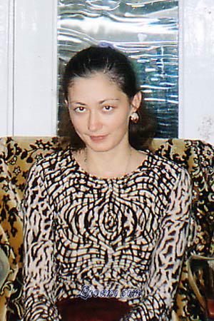 68328 - Elena Age: 31 - Russia